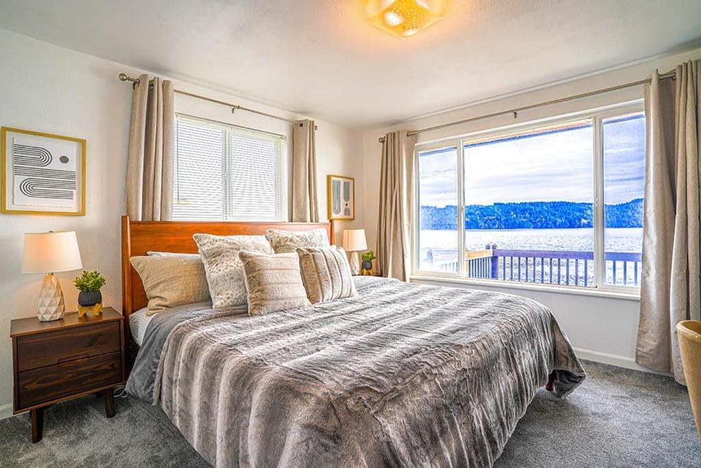 Waterfront Retreat, Relaxation, Fun In Hood Canal Hoodsport Exterior photo