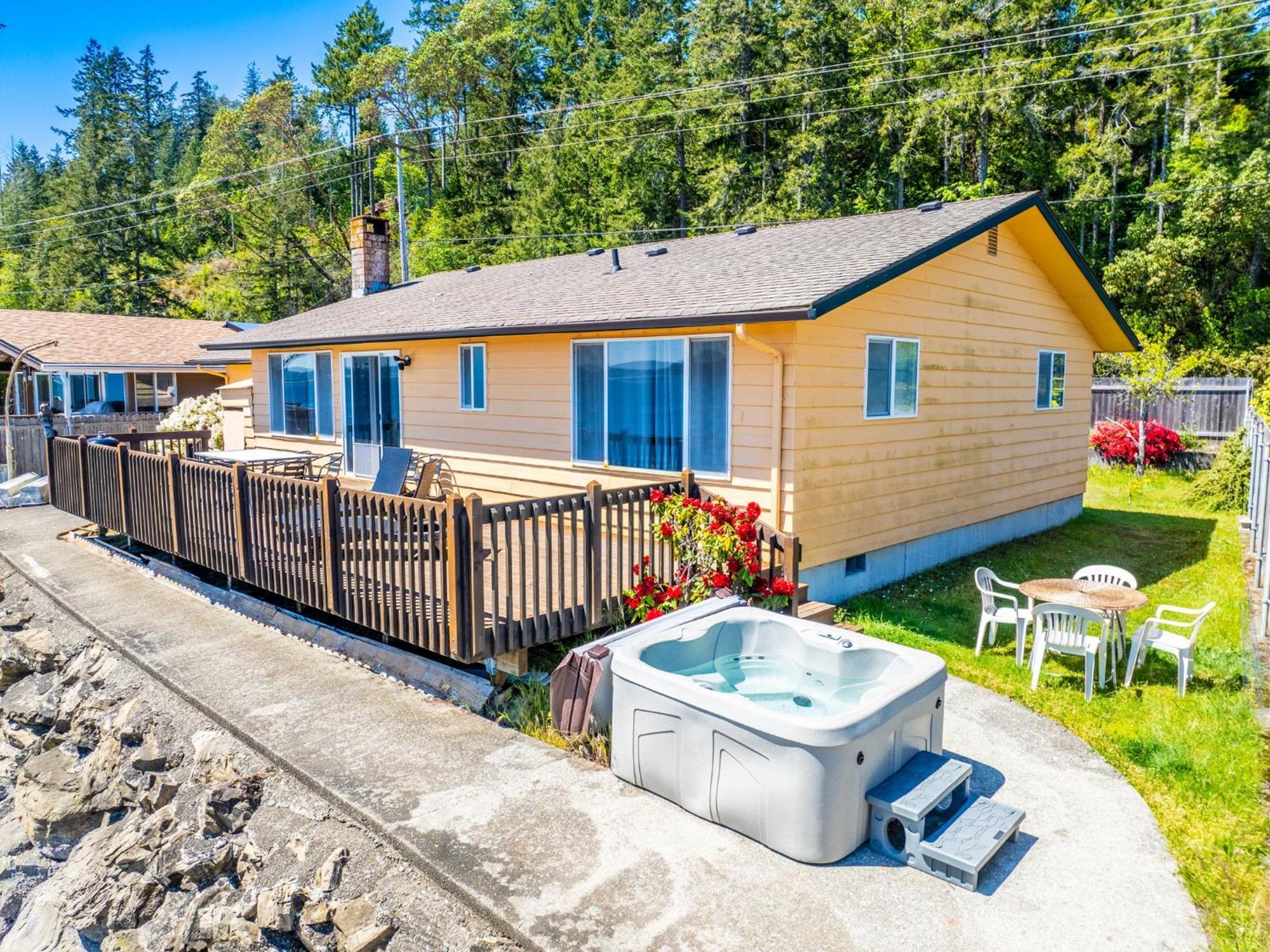 Waterfront Retreat, Relaxation, Fun In Hood Canal Villa Hoodsport Exterior photo